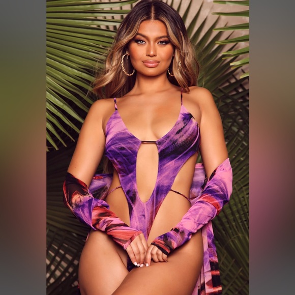 Sunsuit Set - Picture 2 of 5